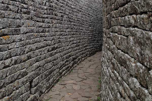 Commerce et Influence de Great Zimbabwe